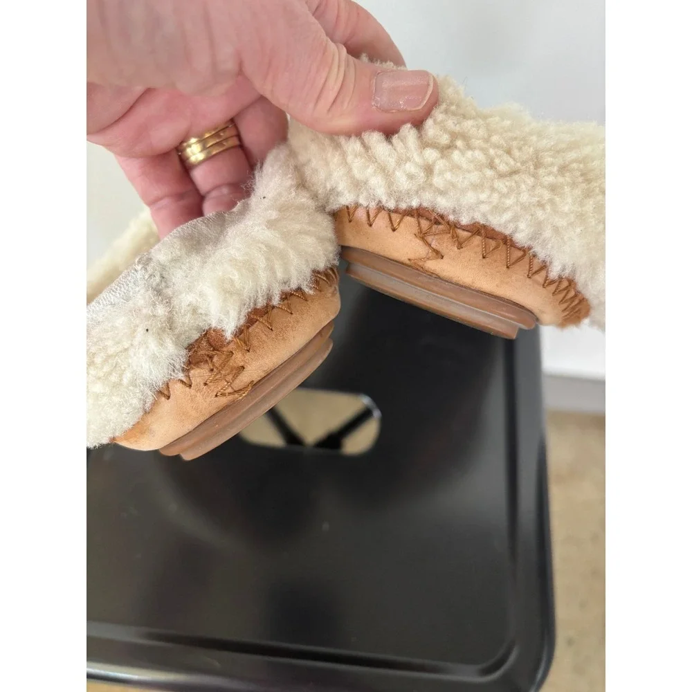 Tory Burch Tan Suede Shearling Lined Logo Moccasin Slippers Mules Womens 9.5in
